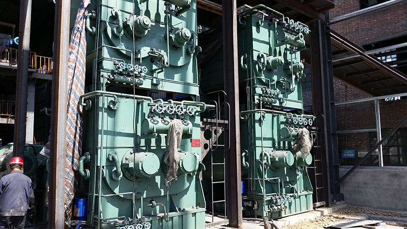 雙層預(yù)熱混捏機系統(tǒng)2.jpg 雙層預(yù)熱混捏機系統(tǒng)2.jpg