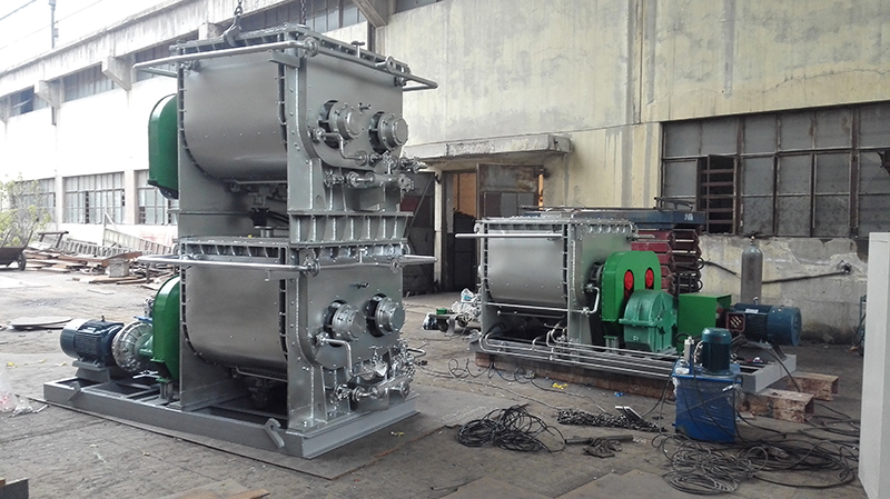 底出料捏合機(jī)3.jpg 底出料捏合機(jī)3.jpg